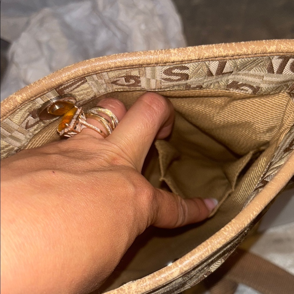 Salvatore Ferragamo Tan Crossbody Bag - Picture 15 of 16